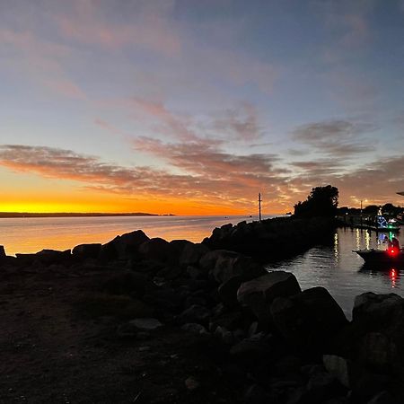 Batemans Bay Marina Resort Bagian luar foto