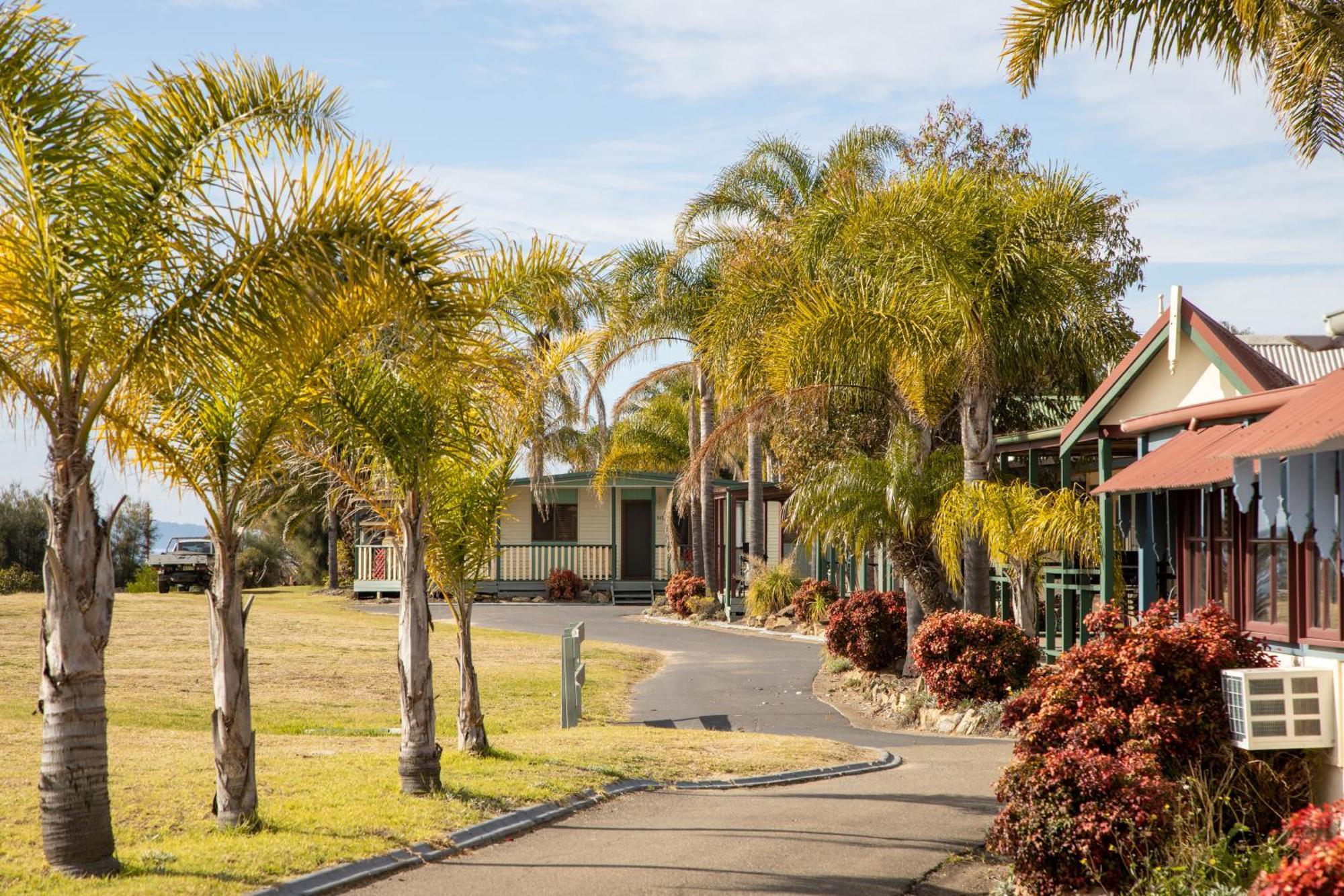 Batemans Bay Marina Resort Bagian luar foto